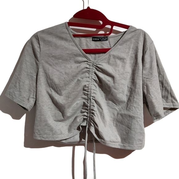 Shein gray tee - Picture 2 of 4